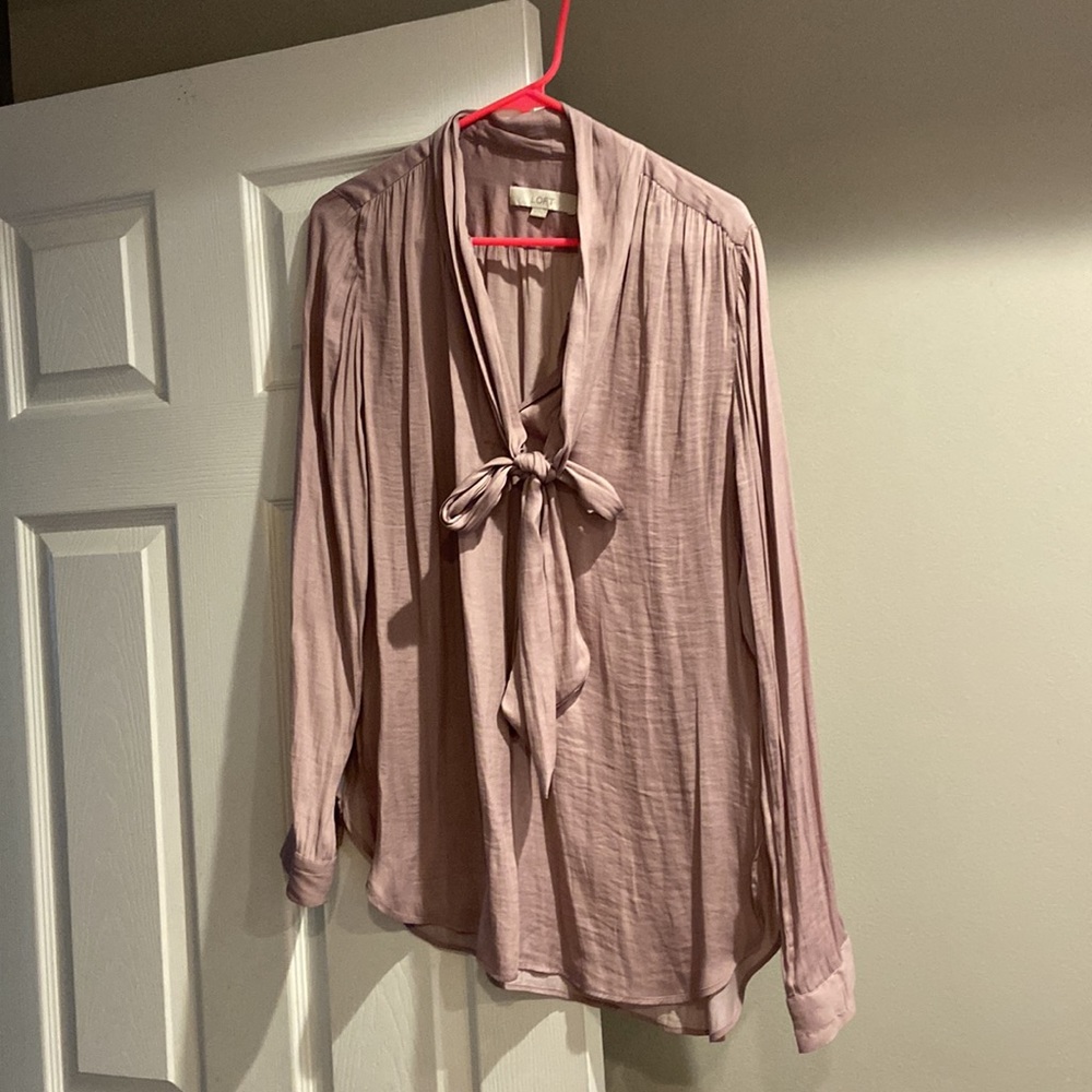 SOLD Soo pretty lilac tie neck top - Picture 1 of 4